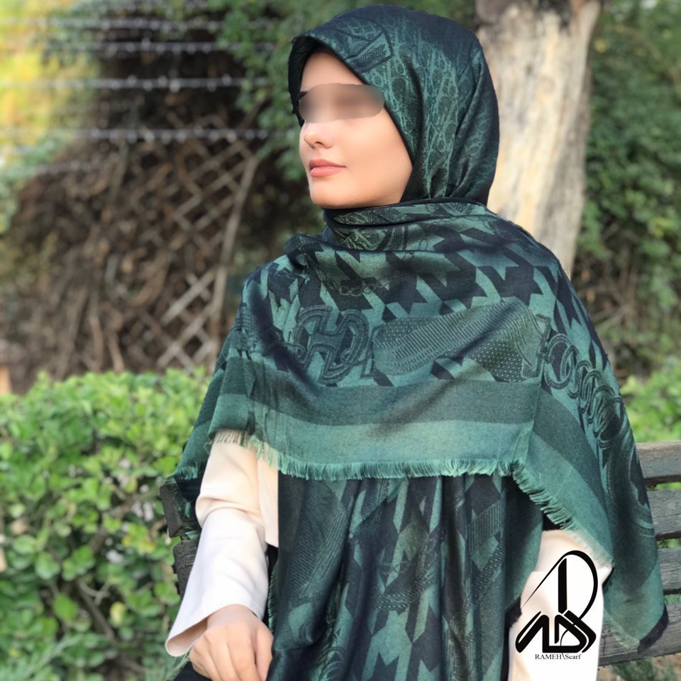 روسری نخ ابریشم ژاکارد دو رو وارداتی طرح دیور رنگ سبز ارتشی روسری ژاکارد روسری دیور روسری مجلسی ارسال رایگان