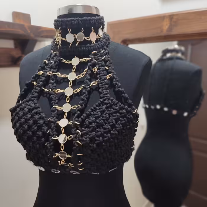 تاپ کراپ مجلسی دستبافت بافته شده به روش مکرومه بافی 