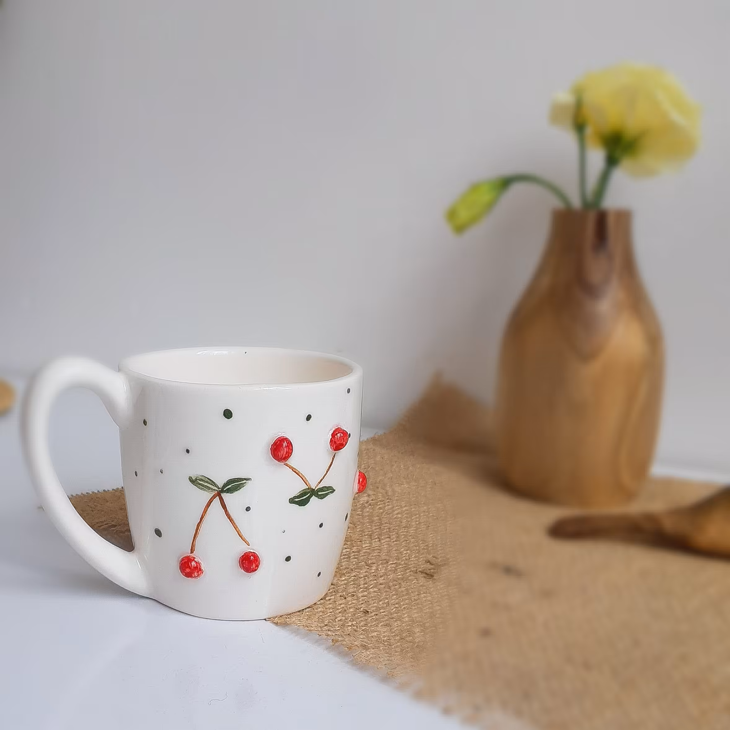 ماگ سرامیکی طرح آلبالو 