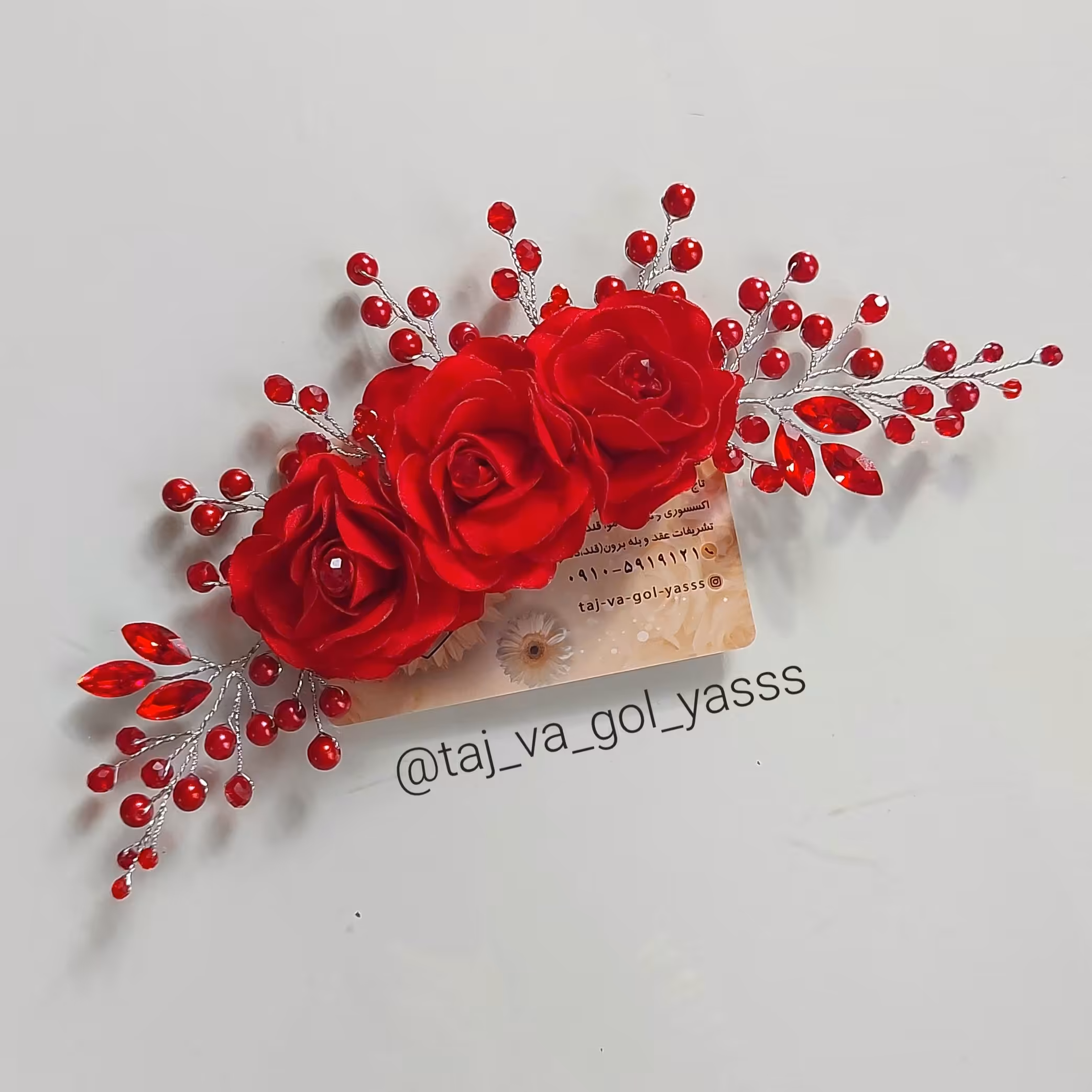 ریسه یلدایی گلسر یلدایی  تاج یلدایی اکسسوری یلدایی  قرمز یلدایی 