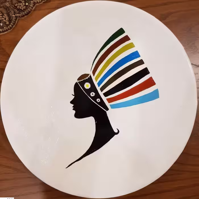 دیوارکوب زیبا طرح دختر دکوری