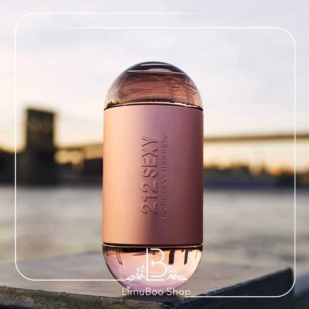 عطرکارولینا هررا212سکسی، عطر زنانه، طبع گرم، وزن خالص20گرم، زمان ماندگاری24تا48ساعت