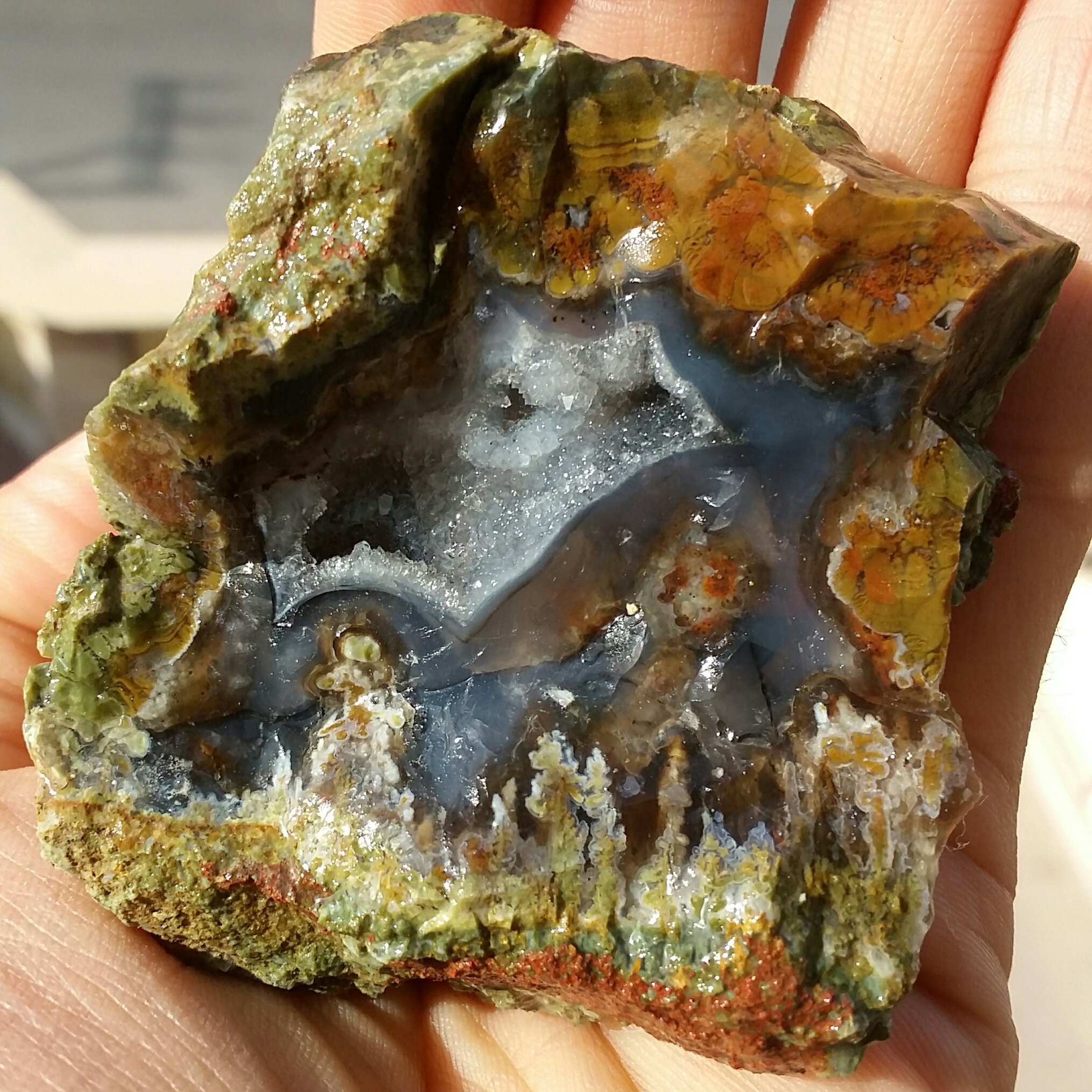 سنگ راف عقیق منظره شجر و ژئود کمیاب خاص شاهکار خلقت 100 در 100 طبیعی محشر زیبا
تابلو نقاشی طبیعی شجر واضح