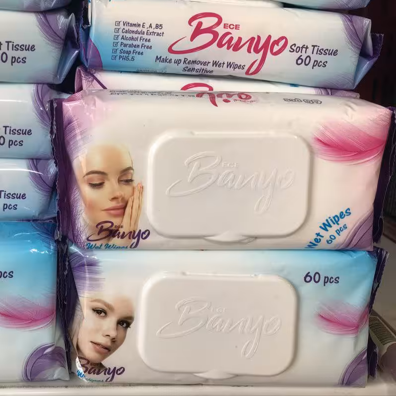 دستمال مرطوب