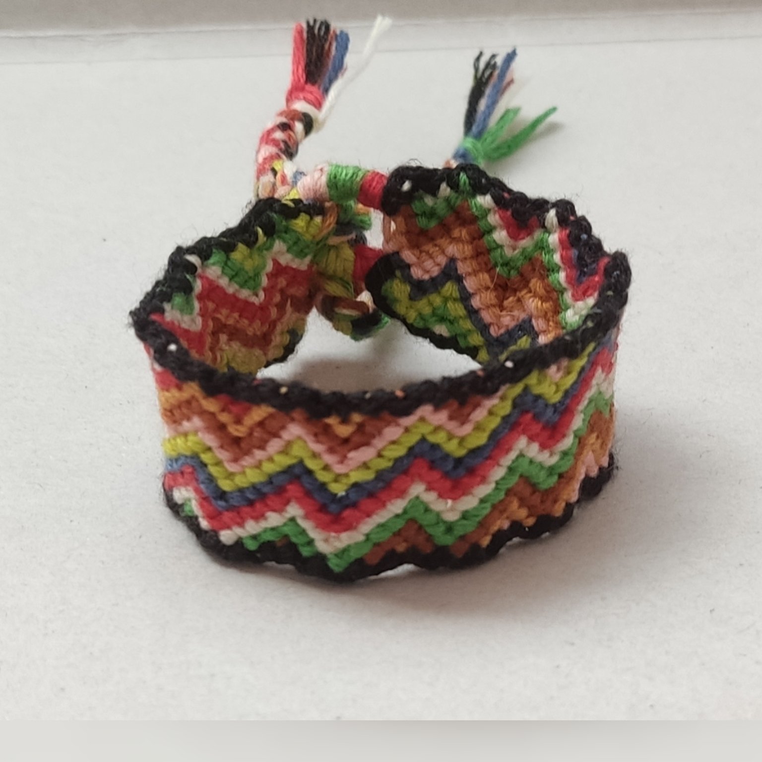 دستبند دوستی پهن طرح  زیگزاگ