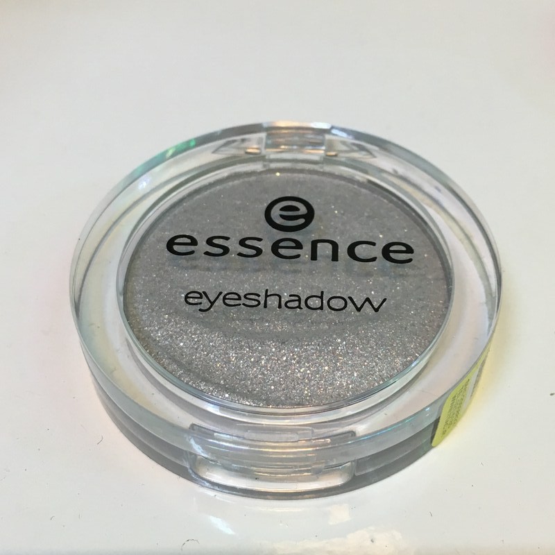 سایه چشم اسنس شماره 11 محصولات - ESSENCE