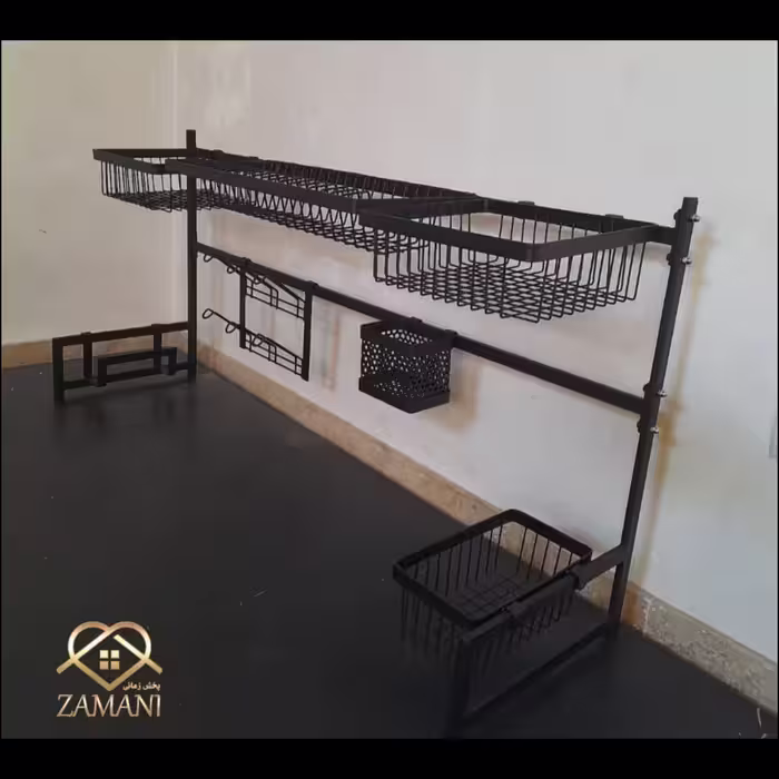 آبچکان روی سینک مشکی 
