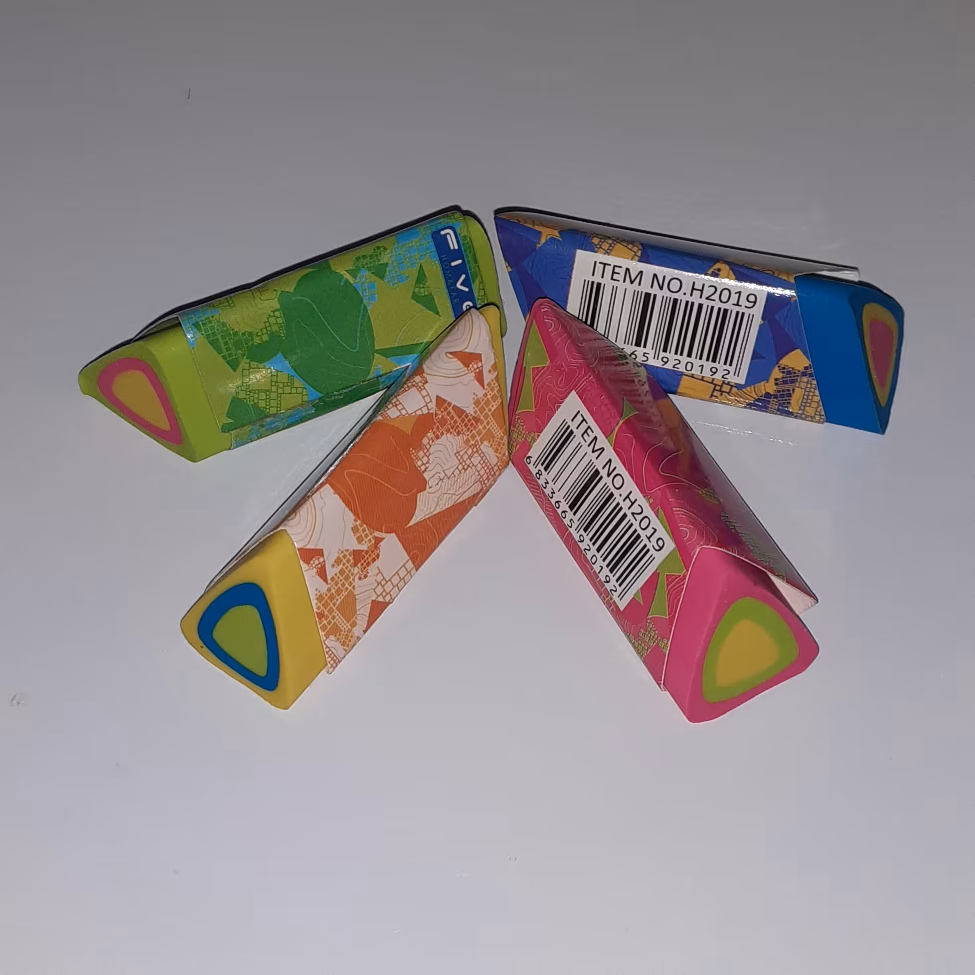 پاکن فانتزی فایو در 4 رنگ  طرح مثلث رنگی