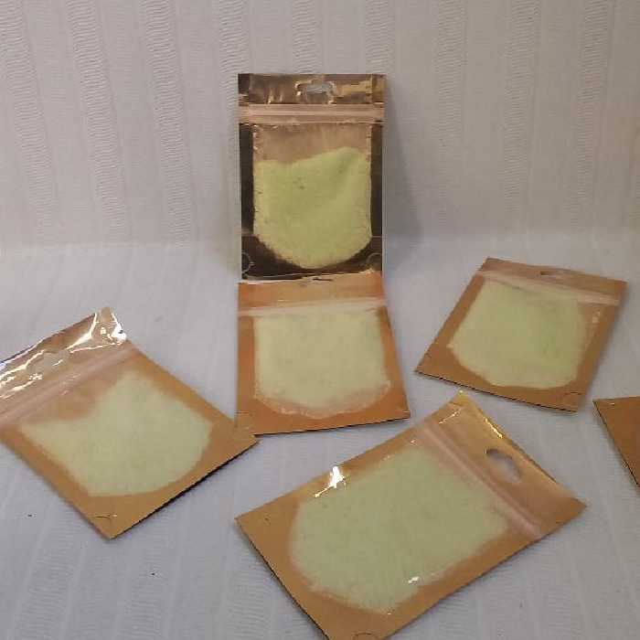 کود 105210 کود رشد ریشه گیاهان آپارتمانی (پس کرایه)