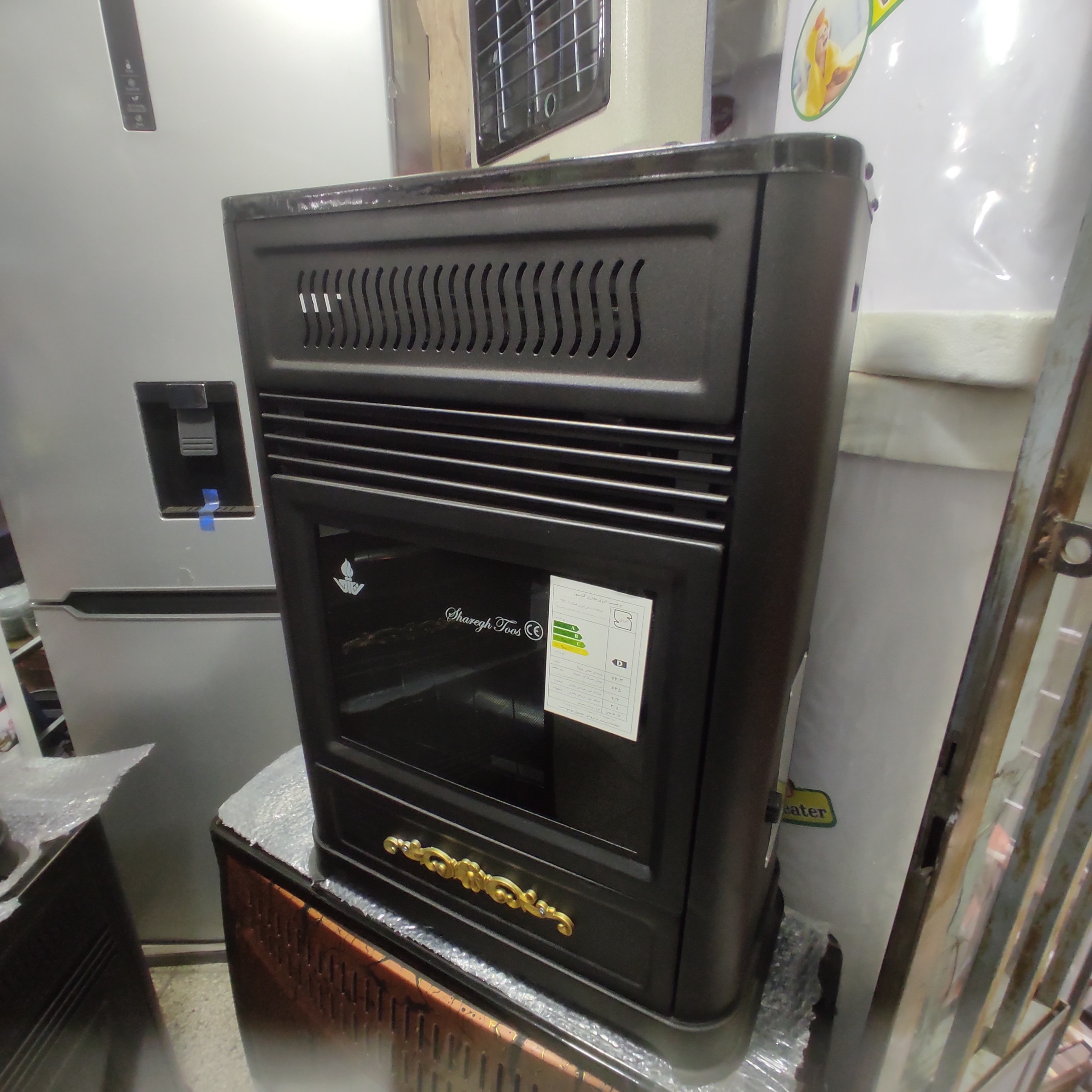 بخاری گازی 8000شارق توس مدل کلاسیک