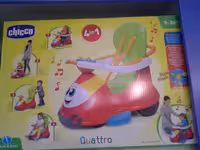 واکر چیکو 4کاره دسته دار و قابل استفاده از 9 ماه تا 36 ماه و دارای دستگیره قابل تنظیم برذای هل دادن چرخ چیکو توسط مادر و قابلیت تبدیل به راکر و چهارچرخه و واکر کودک     chicco  Quattro  4in1