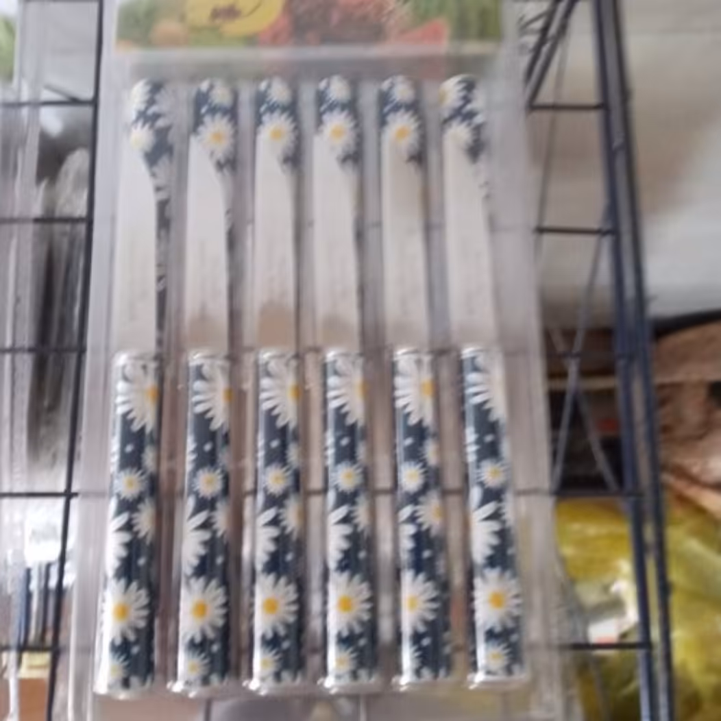 کارد میوه خوری بسته 12 تایی مارک ماربلا (Marbella) جنس stainless Steel Braziطرح سرامیکی جنس عالی طرح گل دارمشکی.چاقو