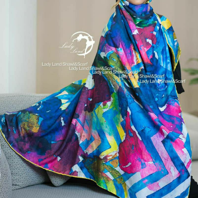 روسری نخی پاییزه طرح آبرنگی دست دوز قواره بزرگ