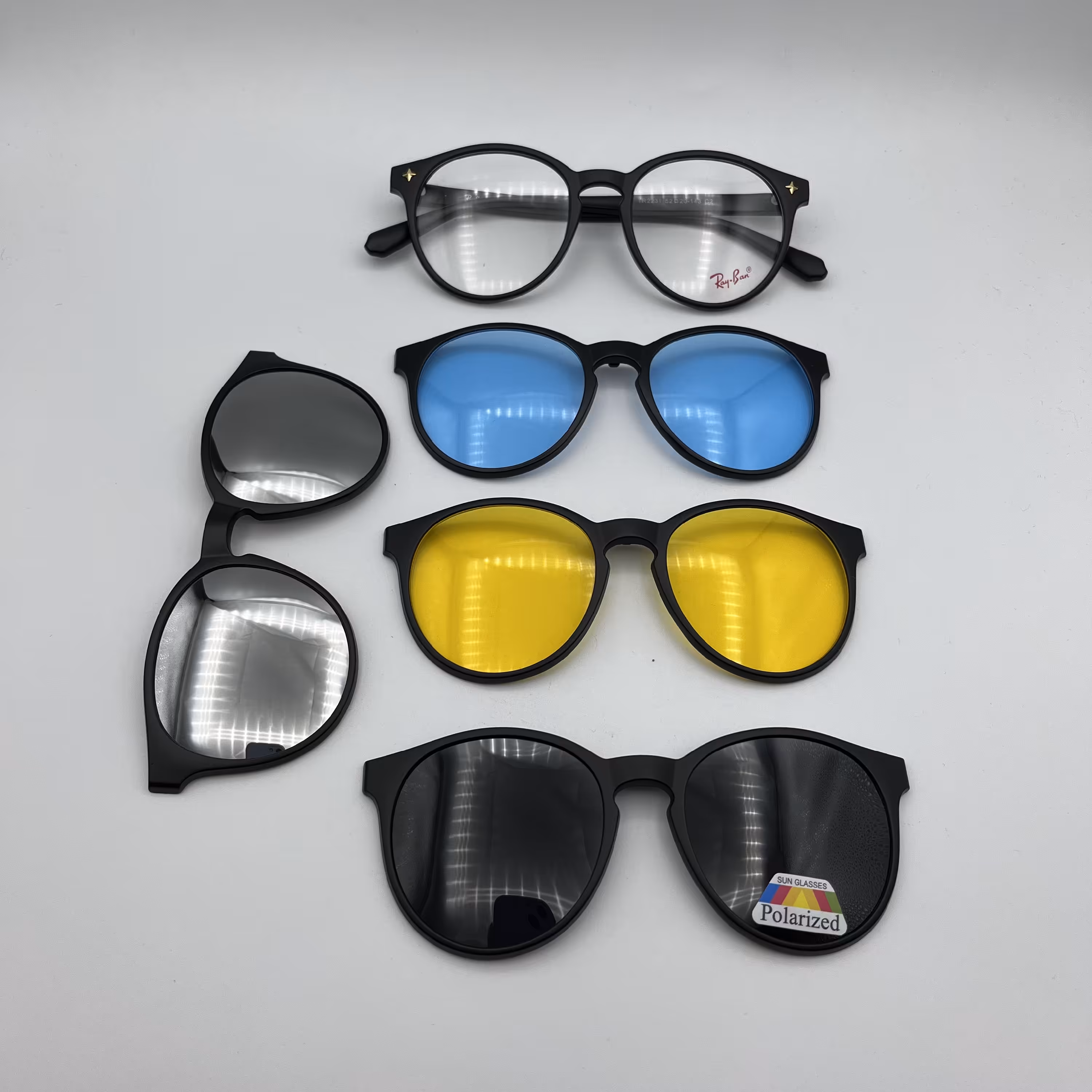 فریم عینک طبی مگنتی کاوردار  به همراه 4 کاور مگنتی آفتابی کد 2231