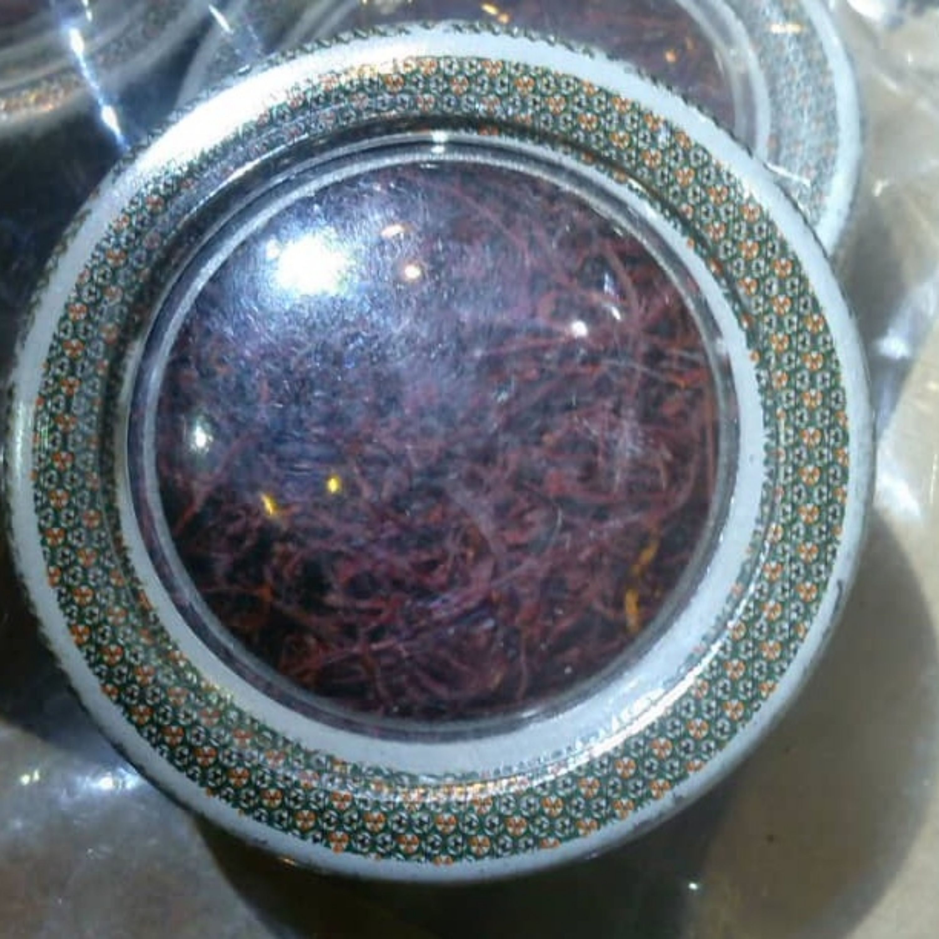زعفران سرگل 1 گرمی با ظرف خاتم کاری مخصوص هدیه و صادرات
