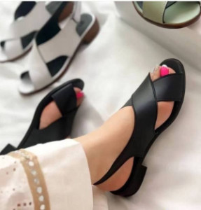 کفش تابستونی