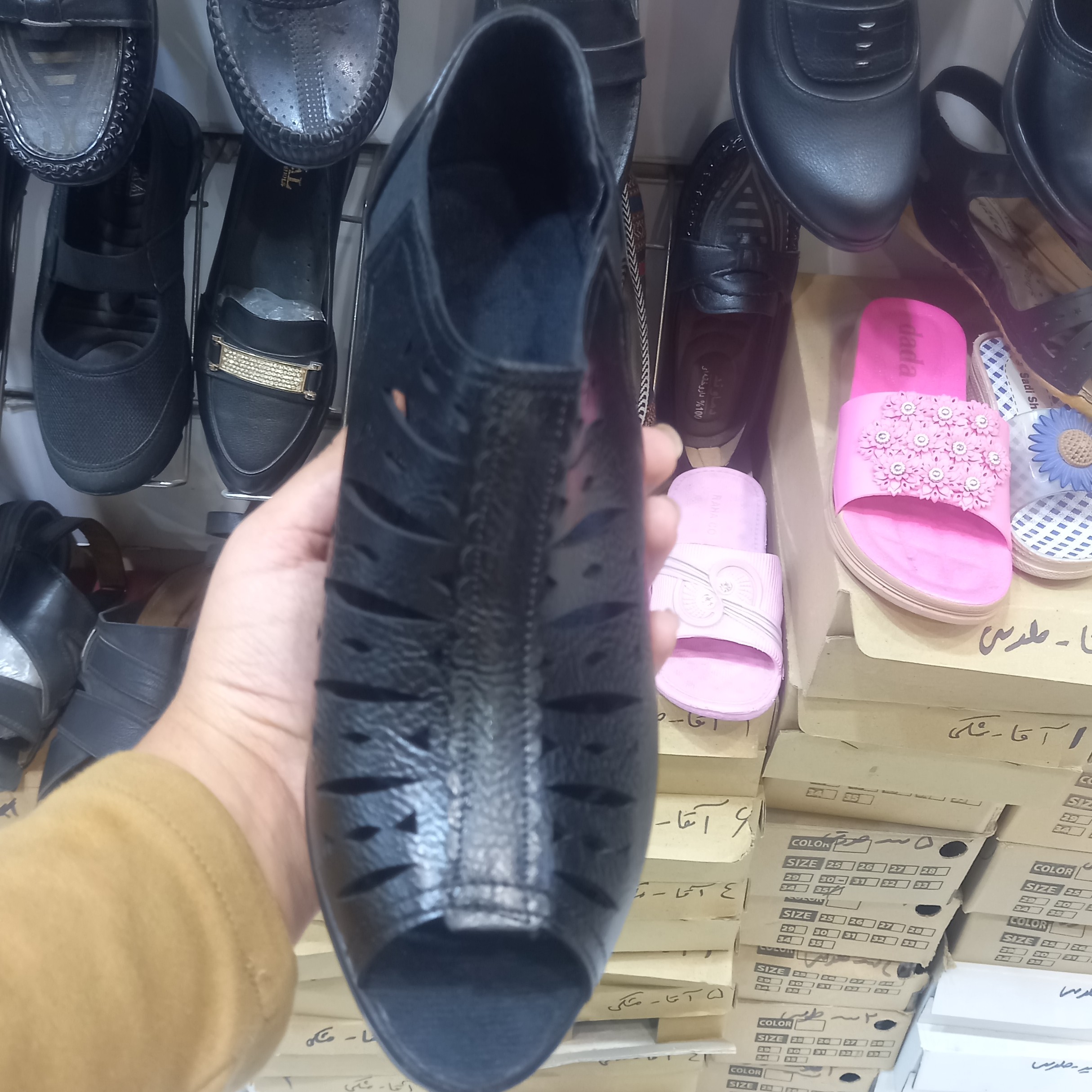 کفش تابستانی زنانه جلو باز  (صندل زنانه)
