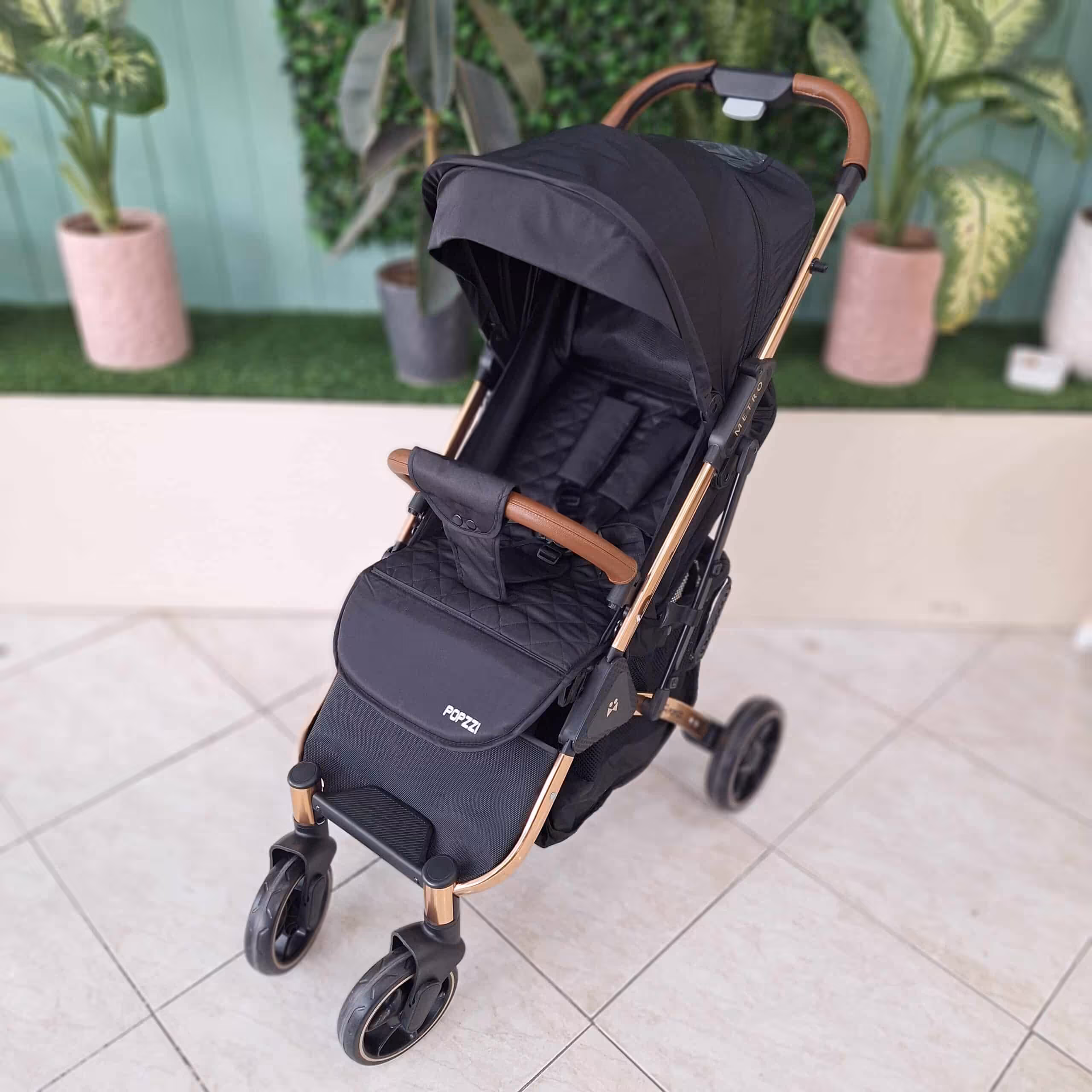 کالسکه پاپزی مدل مترو