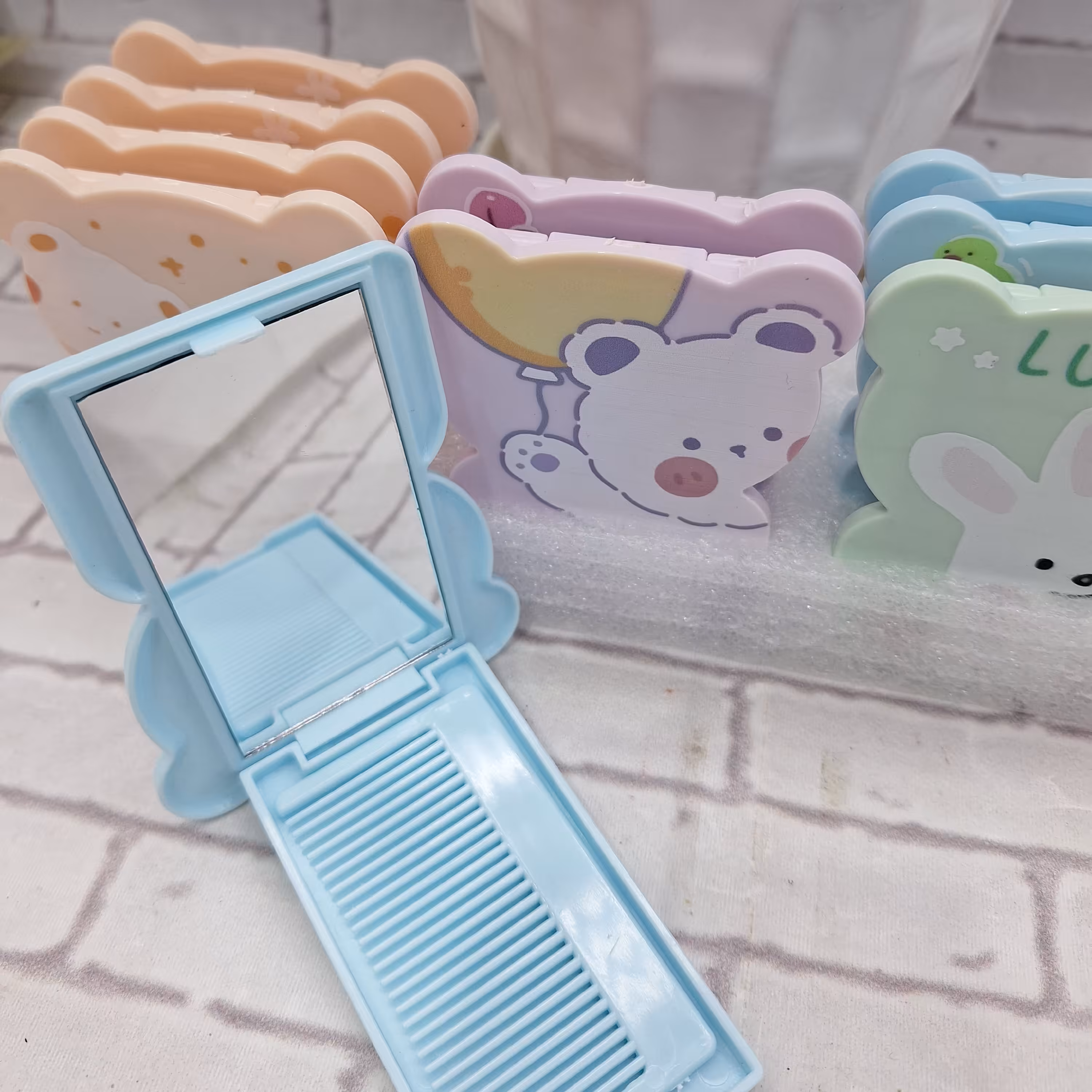 آیینه شانه دار تاشو بچگانه