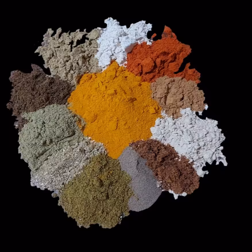 ((ادویه و چاشنی غذا )) ترکیب 12 تا ادویه پر خاصیت  در بسته بندی 500 گرمی (پس کرایه)