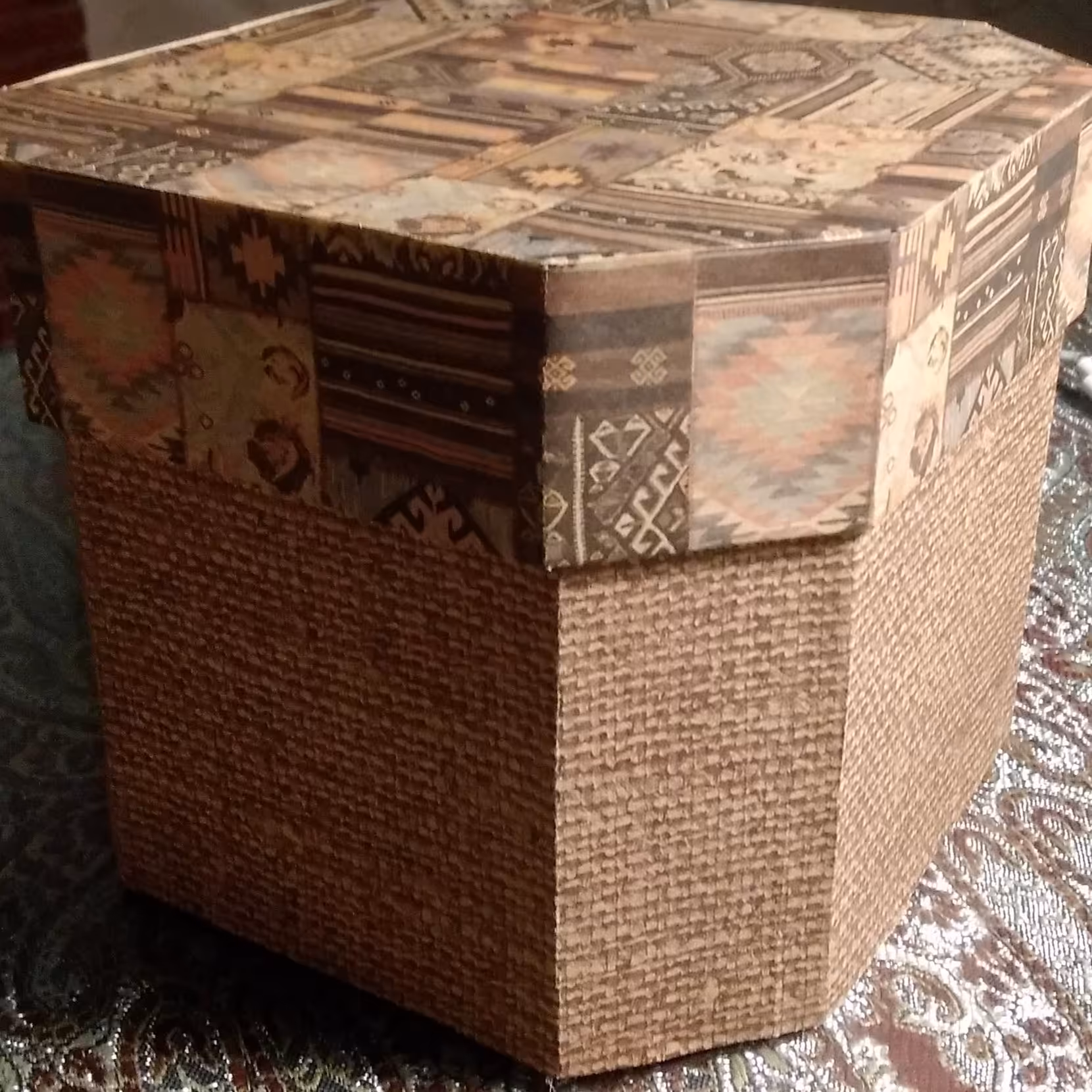 جعبه کادویی طرح سنتی سایز متوسط