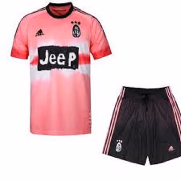 کیت humanrace یوونتوس 2021