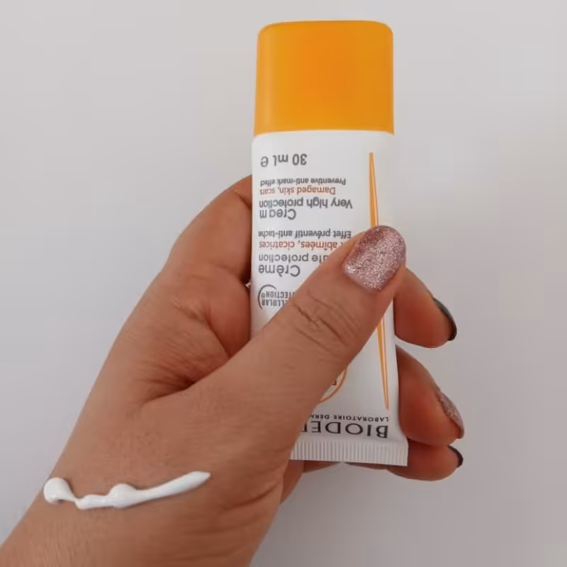 ضدافتاب بیودرما بی رنگ