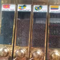 قهوه ترک و اسپرسو دانه های تازه قهوه وزن دلخواه وارداتی آمریکای لاتین و آسیای شرقی 