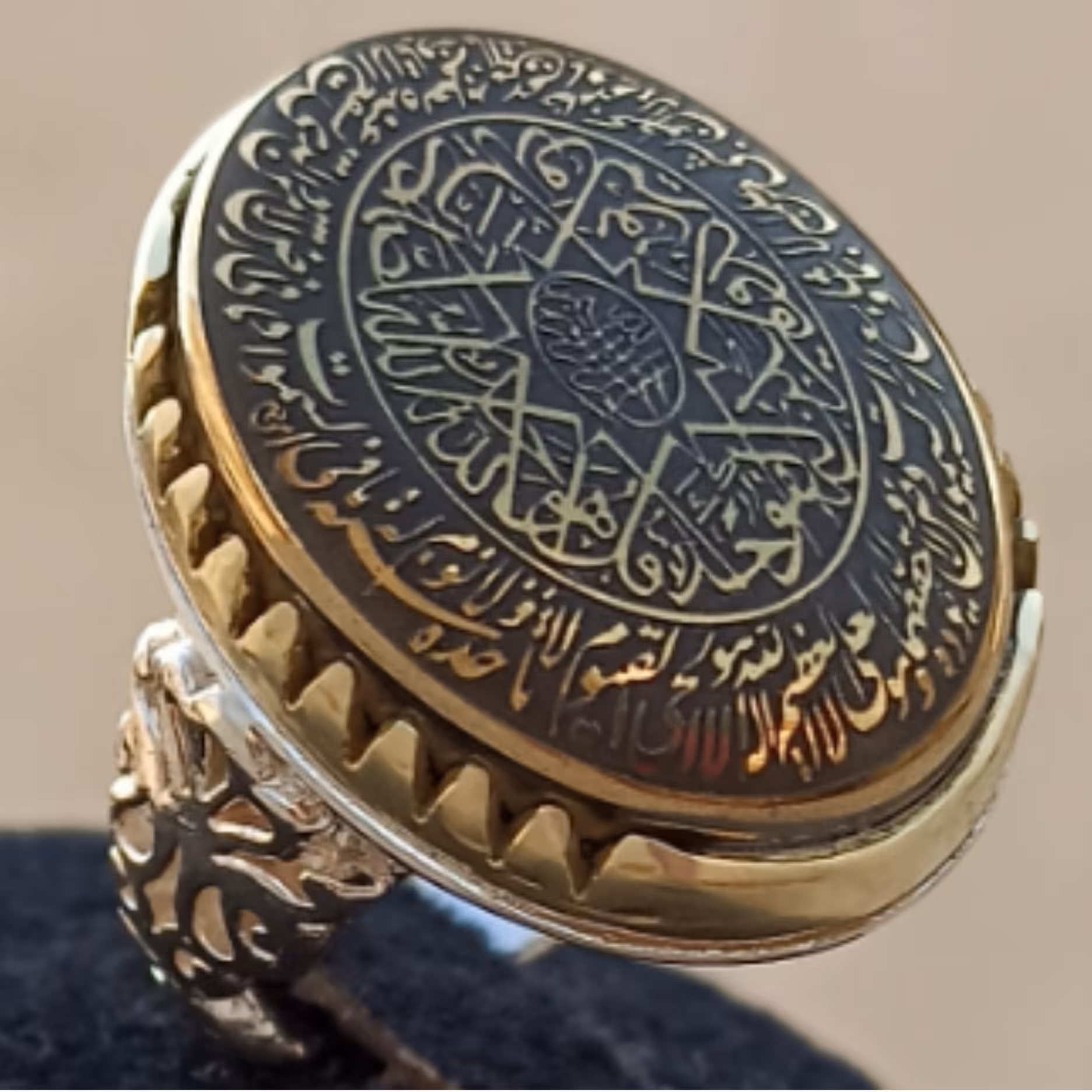 انگشتر نقره مردانه حدید طلایی آیت الکرسی و سوره توحید