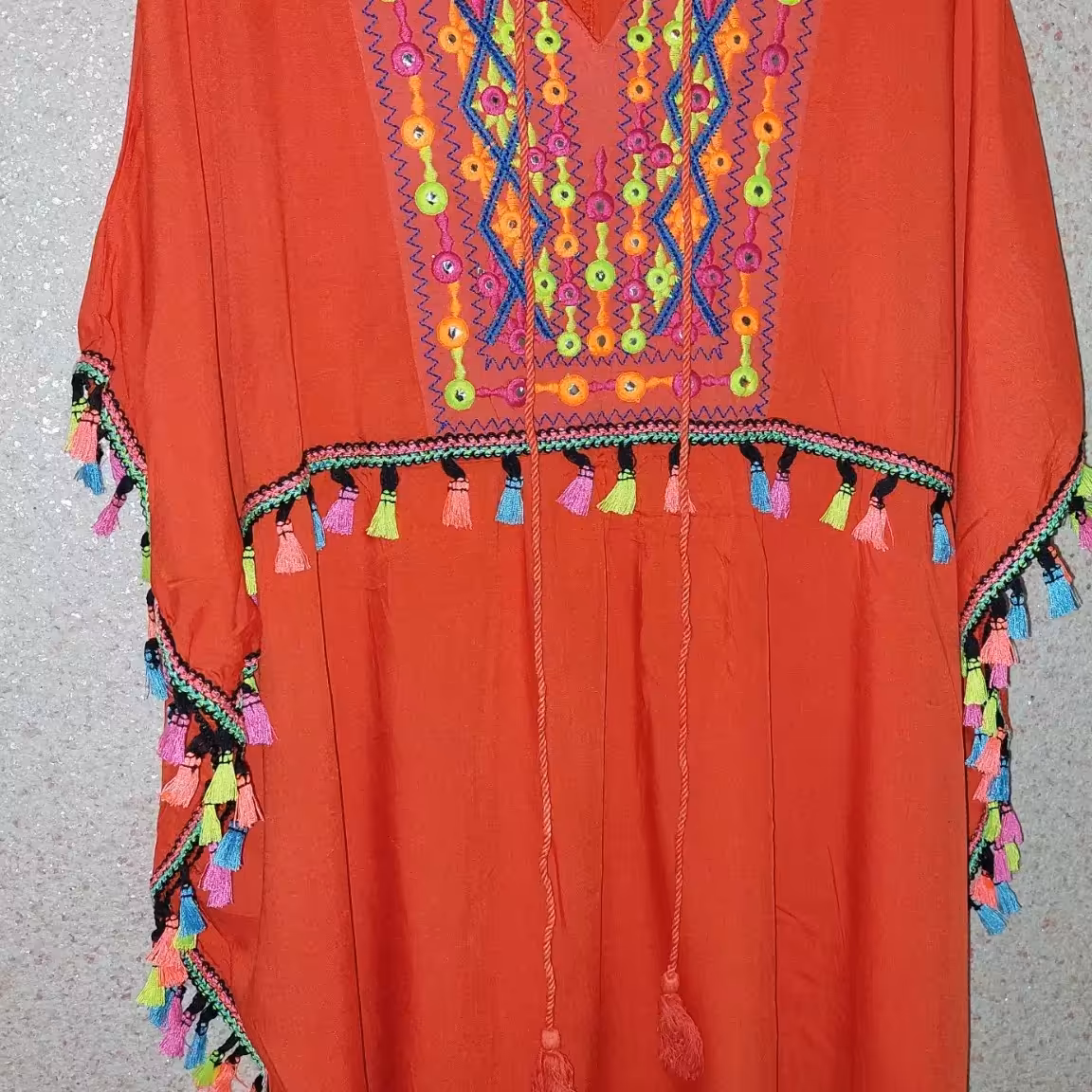 پنج طرح سنتی زنانه بارنگهای شاد