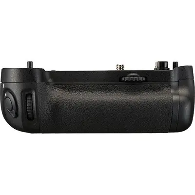 باتری گریپ دوربین نیکون D750 مشابه اصلی Nikon MB-D16 Multi-Power Battery Pack HC