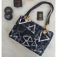 کیف مخمل فندی