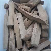 صندل سفید 200گرمی برای بخور روی آتش