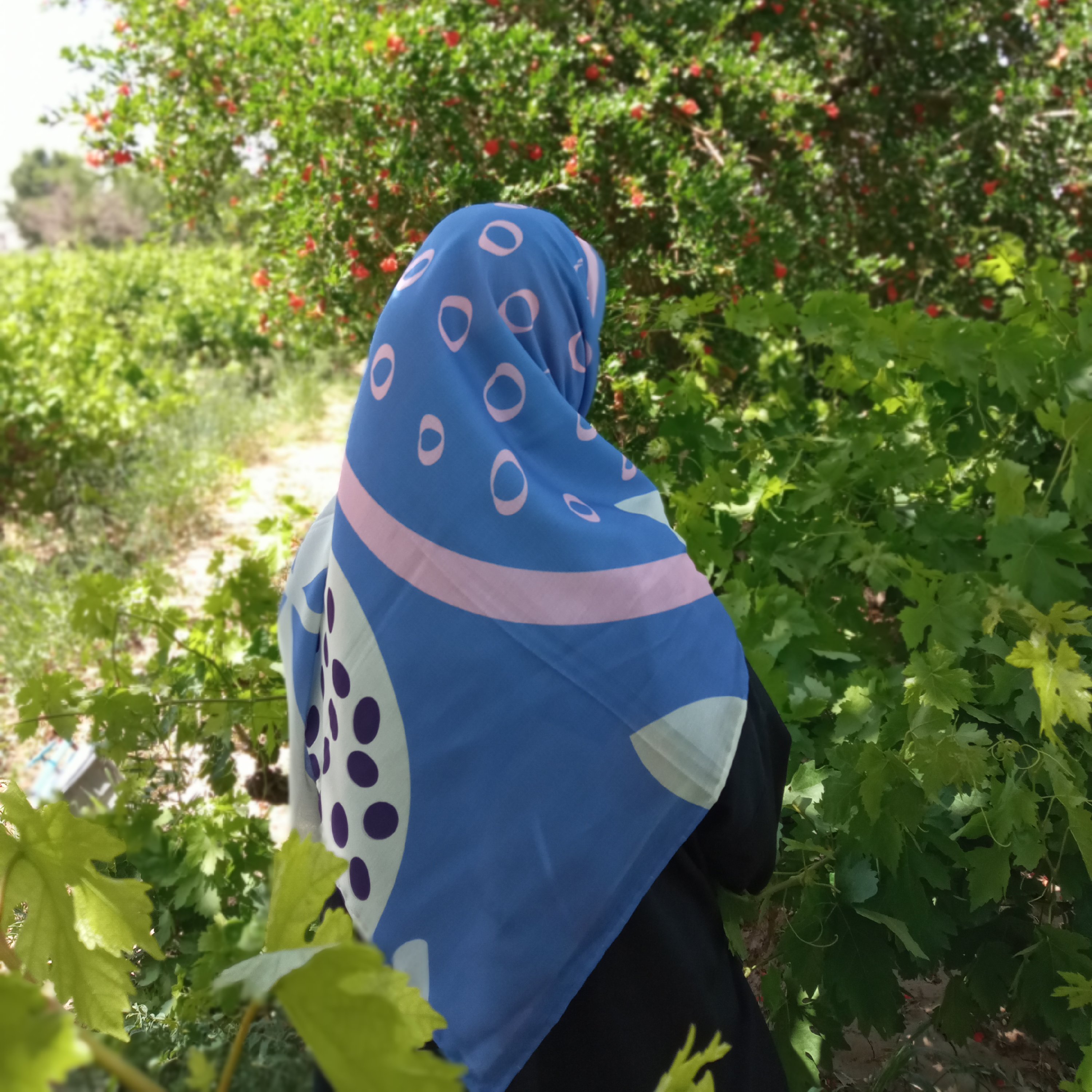 روسری نخی زنانه دور دست دوز قواره 140