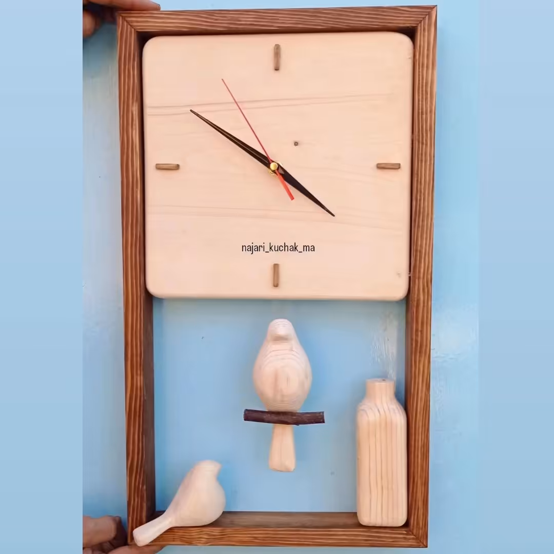 ساعت دیواری با چوب طبیعی