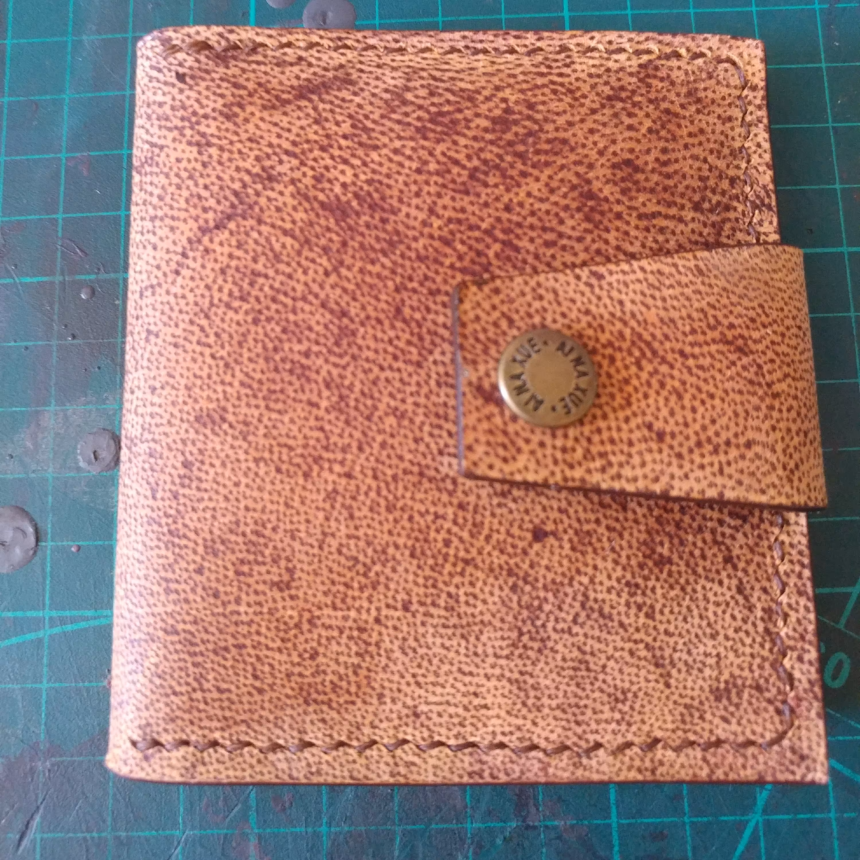 جاکارتی چرم