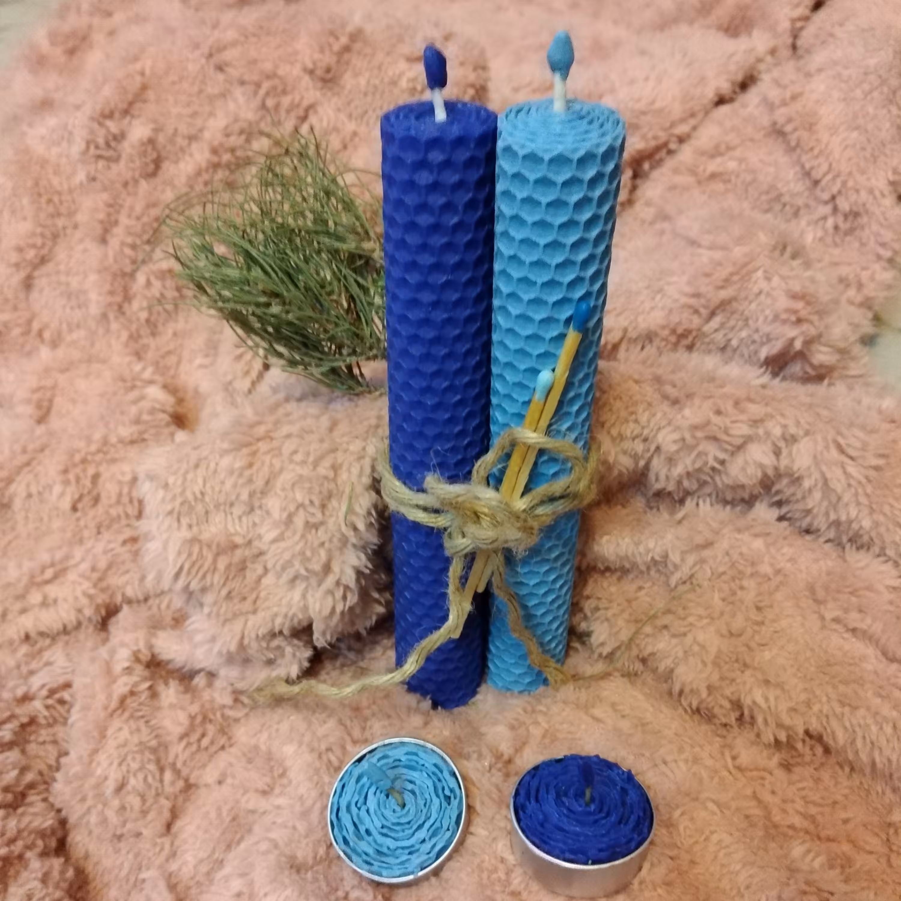 ست 4تایی شمع موم عسل طبیعی