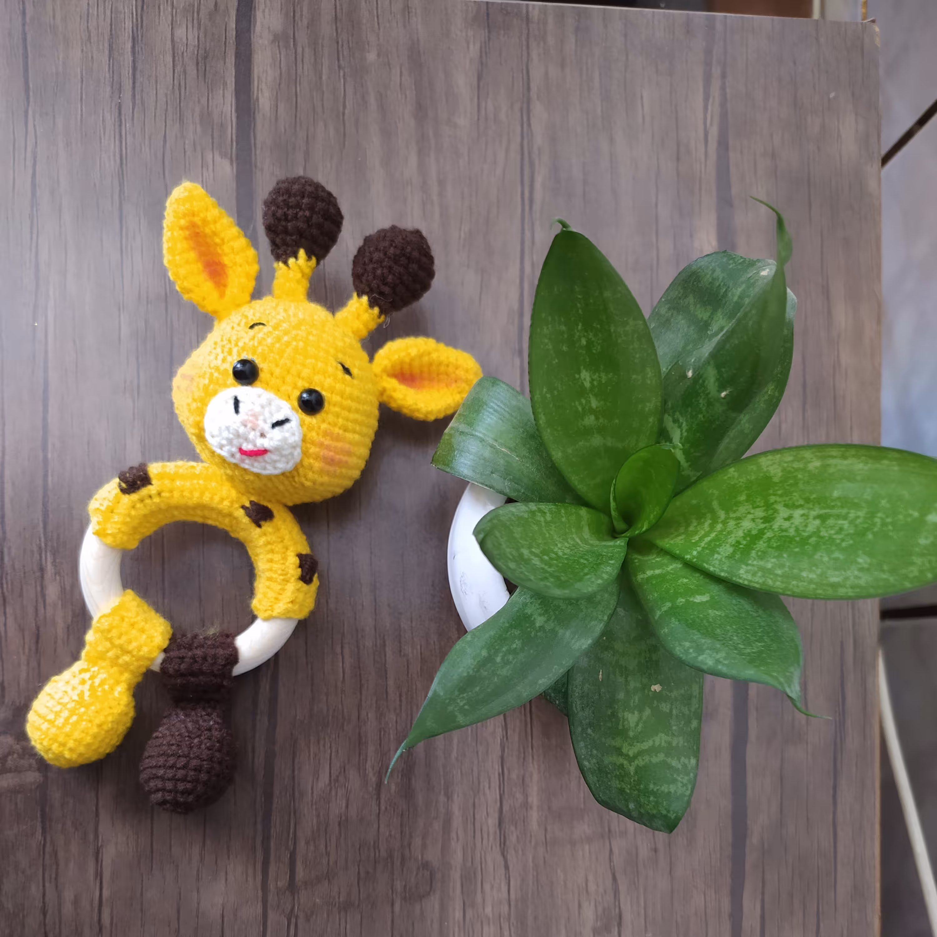 جغجغه زرافه ، دسته چوبی، بی خطر ،سبک