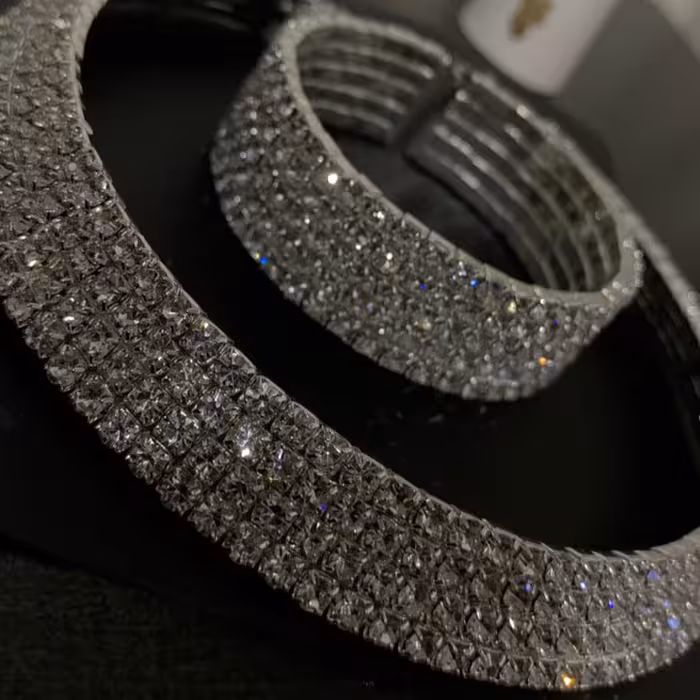 طوق 4 لاین طرح جواهر به همراه دستبند 5 لاین 