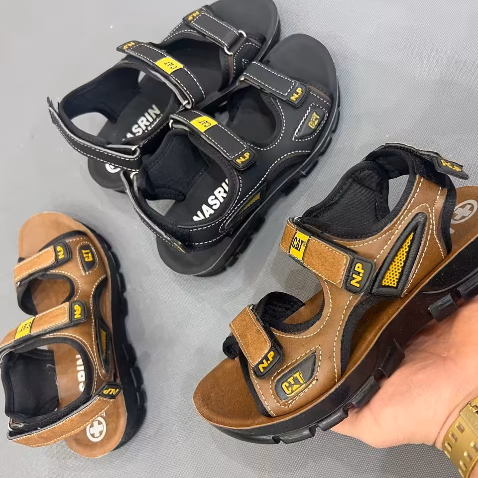 کفش رکابی 
کد 339206 
قالب استاندارد 
جنس چرم پشت مواد پاخور شیک
مردانه
Size 40ta45