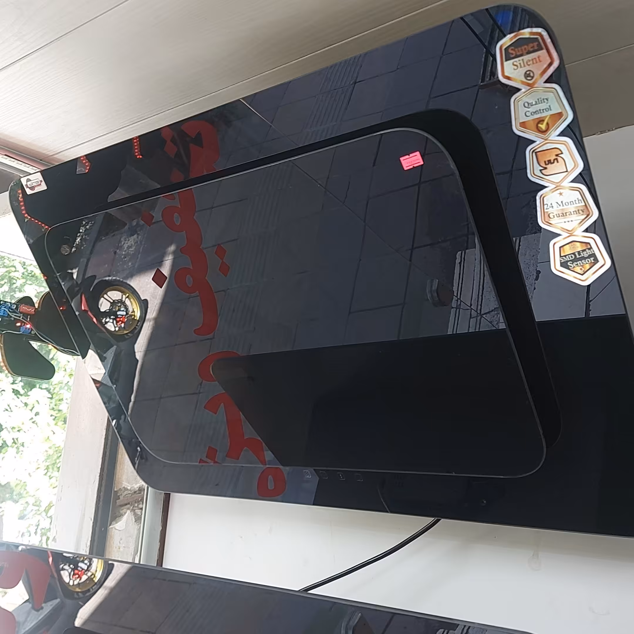 هود آشپزخانه(هزینه ارسال پس کرایه میشود)