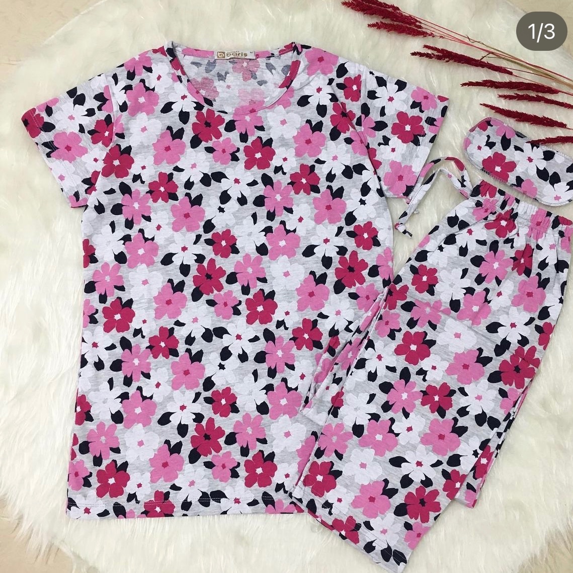ست راحتی تیشرت و شلوار نخ و پنبه چاپی طرح گل