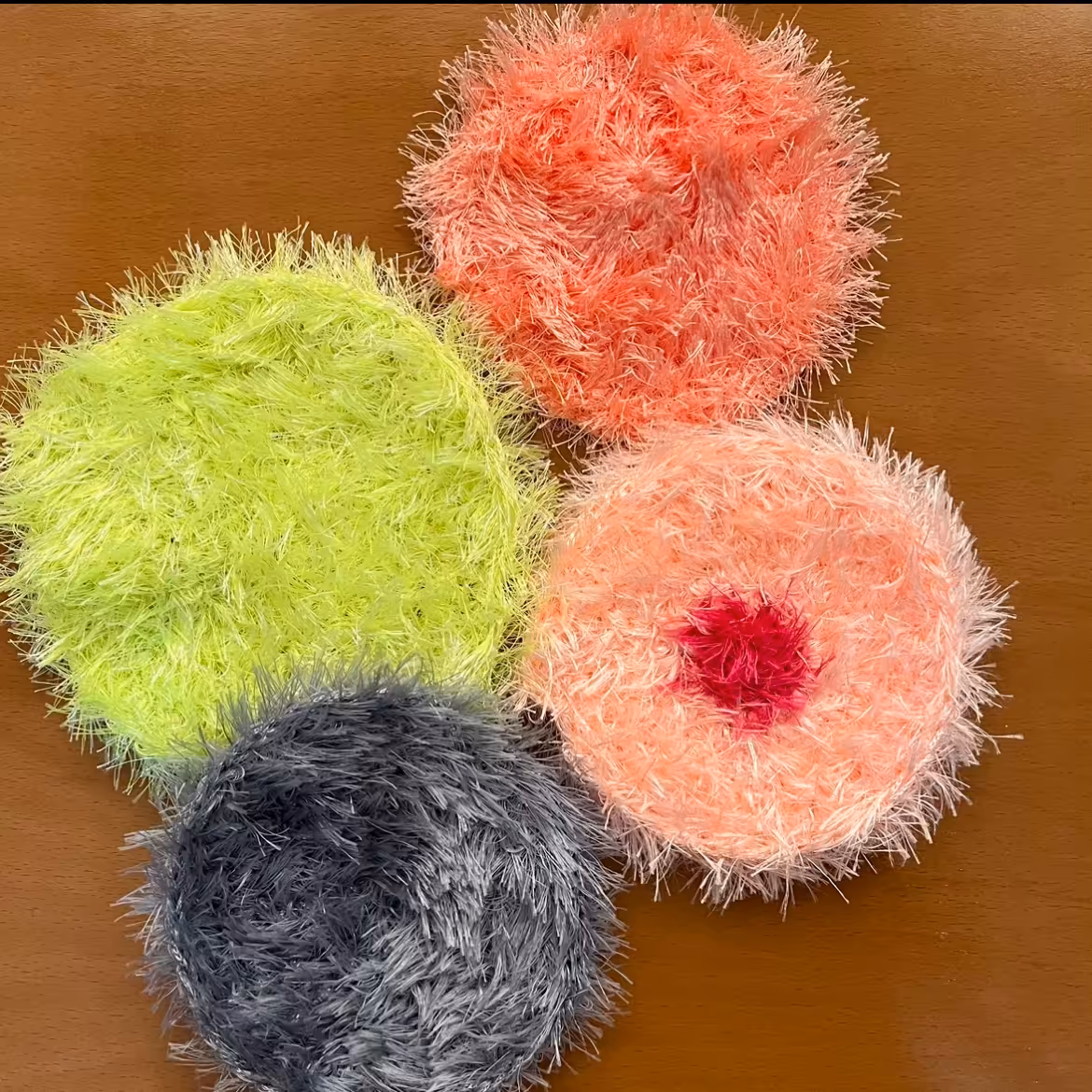 اسکاج بافتنی رنگی یک عددی