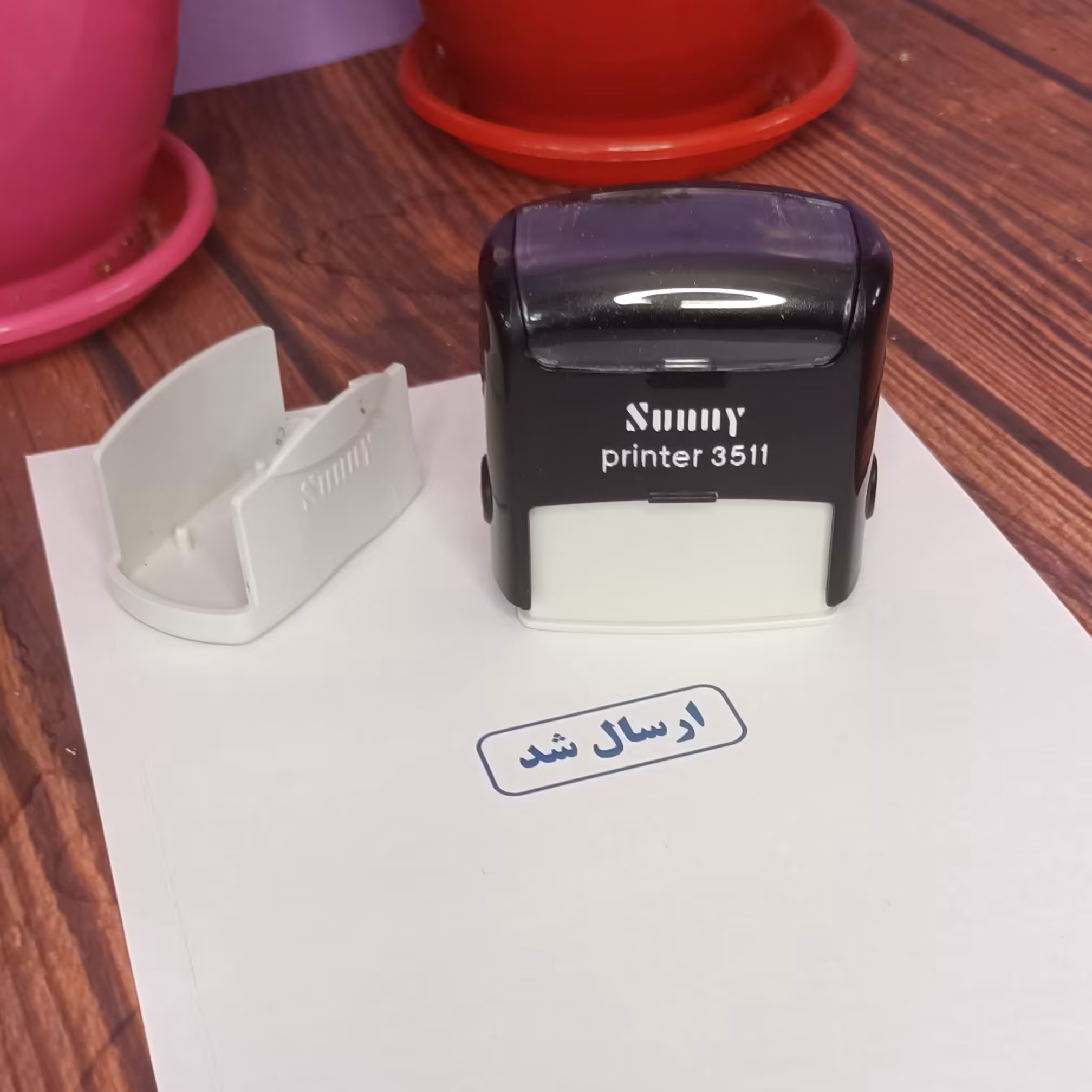 پایه مهر سانی طرح ارسال شد مدل 3511 رنگ جوهر آبی - رنگ دستگاه قرمز و مشکی و آبی