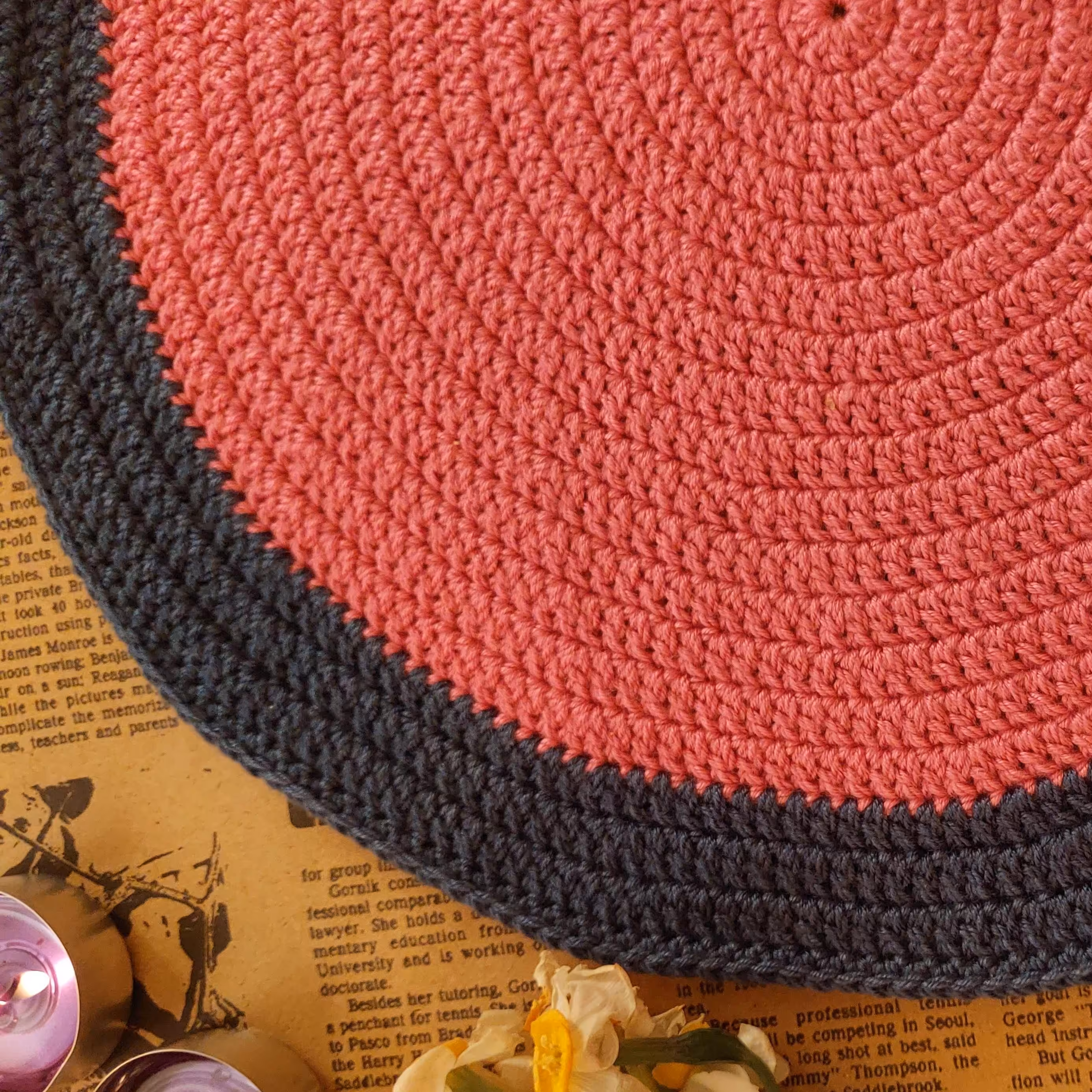 زیر بشقابی کاموایی(دو رنگ)