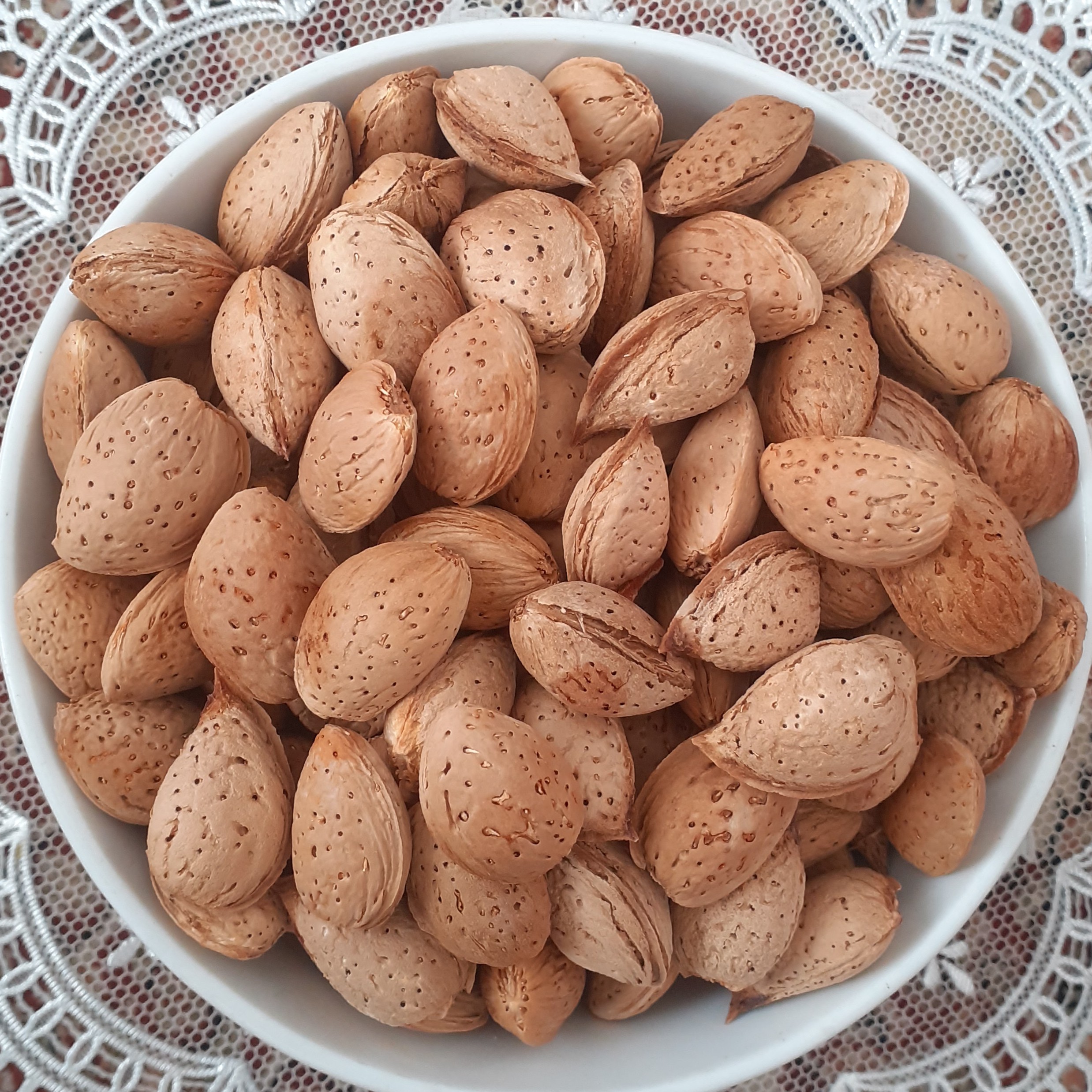 بادام دوپوست باکیفیت عالی 1000گرمی