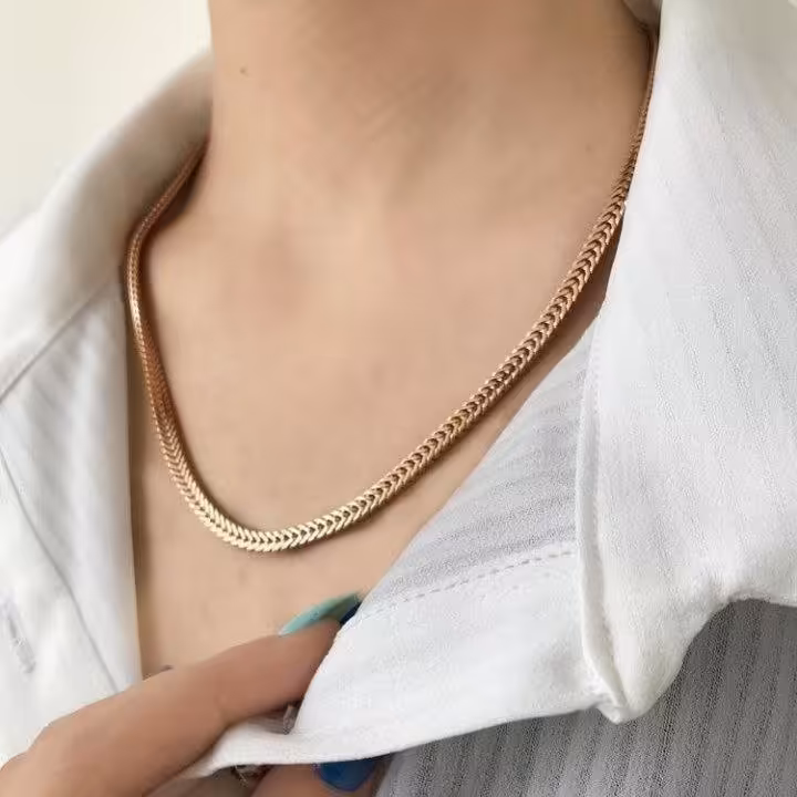 زنجیر گردنی 