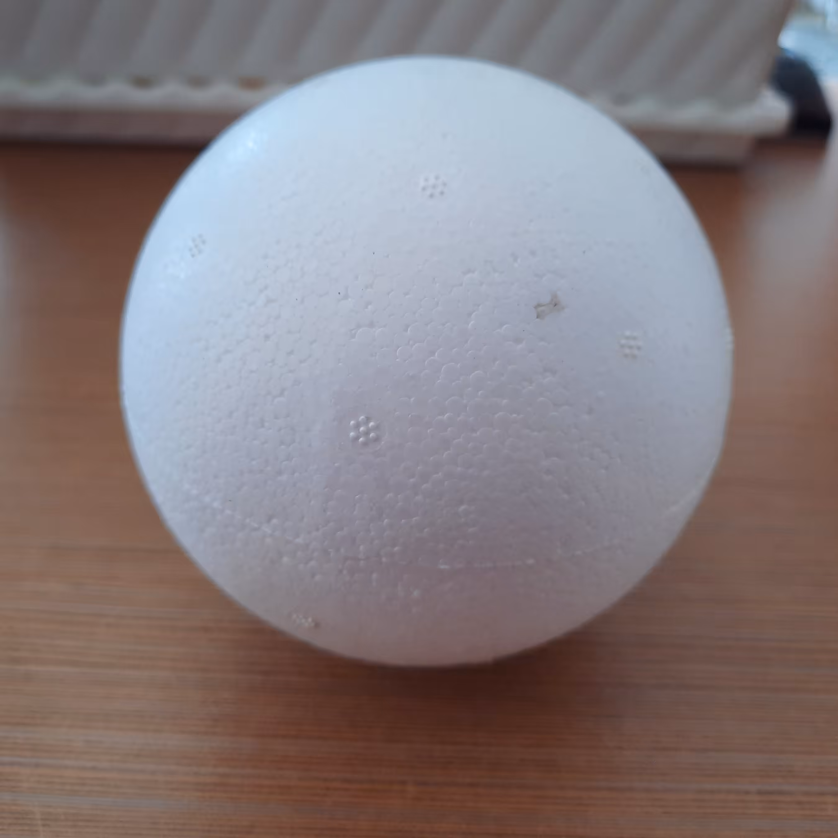 توپ یونولیت قطر دوازده ونیم مناسب سازه های تزئینی کاملا صاف وباکیفیت قیمت عمدهمسنقیم از کارخانه در بسته های 100عددی