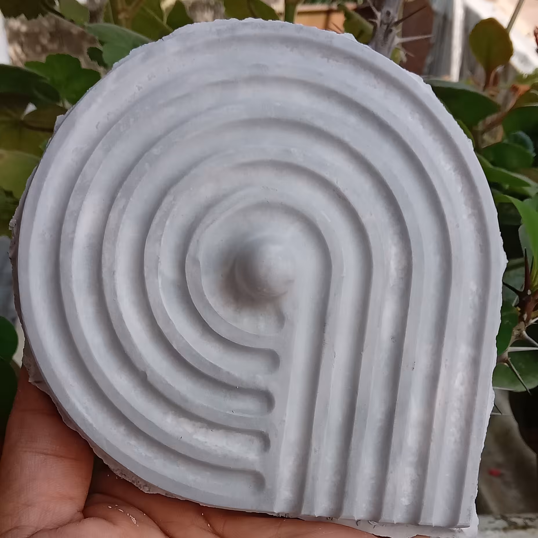 بیس خام جا عودی یا عود سوز  رنگین کمانی طرح جدید و ترند این روزها جنس پودرسنگ هنری کاربردی و زیبا