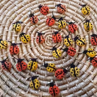 کفشدوزک ریزه میزه بافتنی (5عددی)